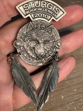 Sturgis 2010 Silver Wolf Black Hills Rally Motorcycle Event Pin